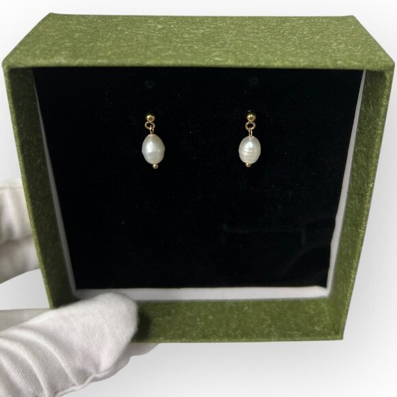 Freshwater Pearl Drop Gold Tone Sterling Silver Earrings with gift box New - Picture 2 of 5